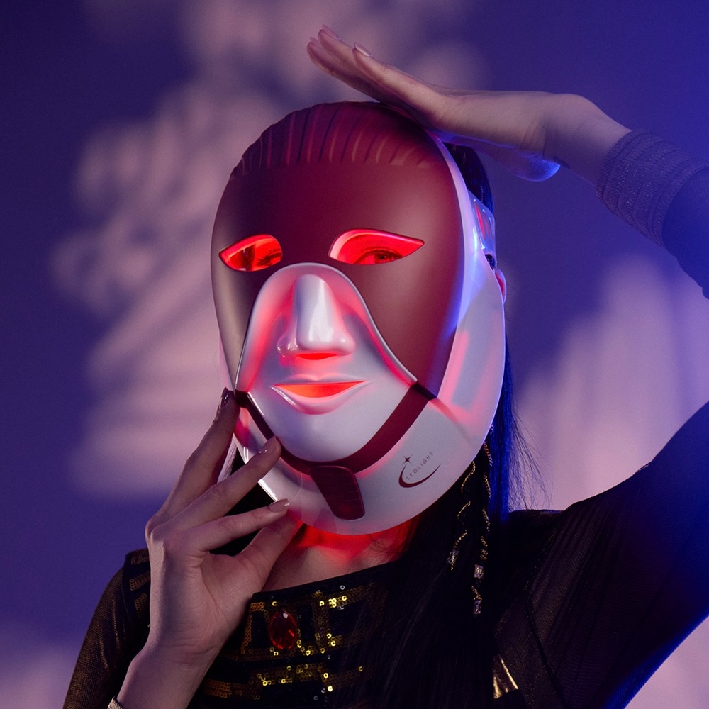 Cleolight LED Mask With 7 LED Color Settings